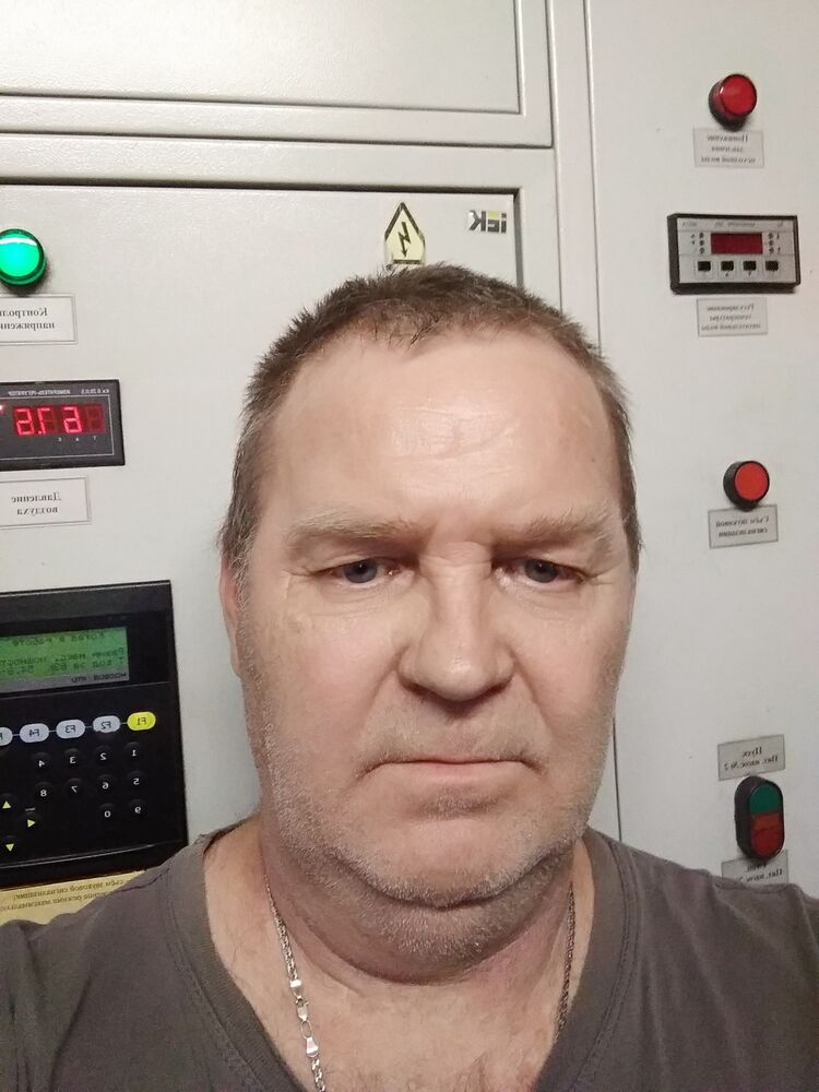  37218913  , 57 ,    