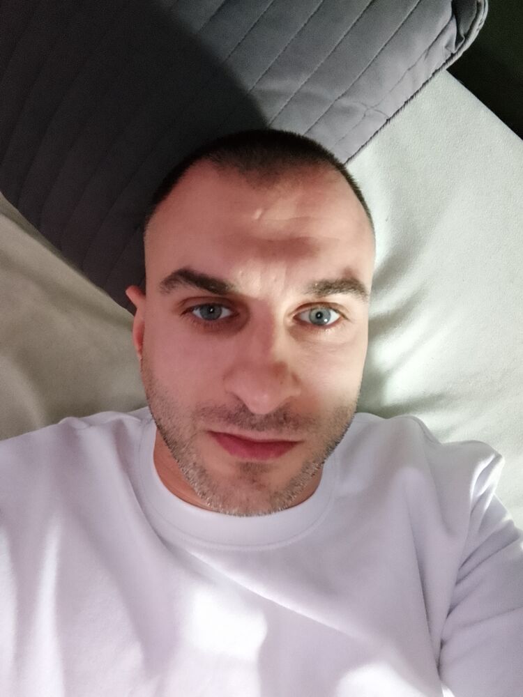  50689723  , 37 ,    --