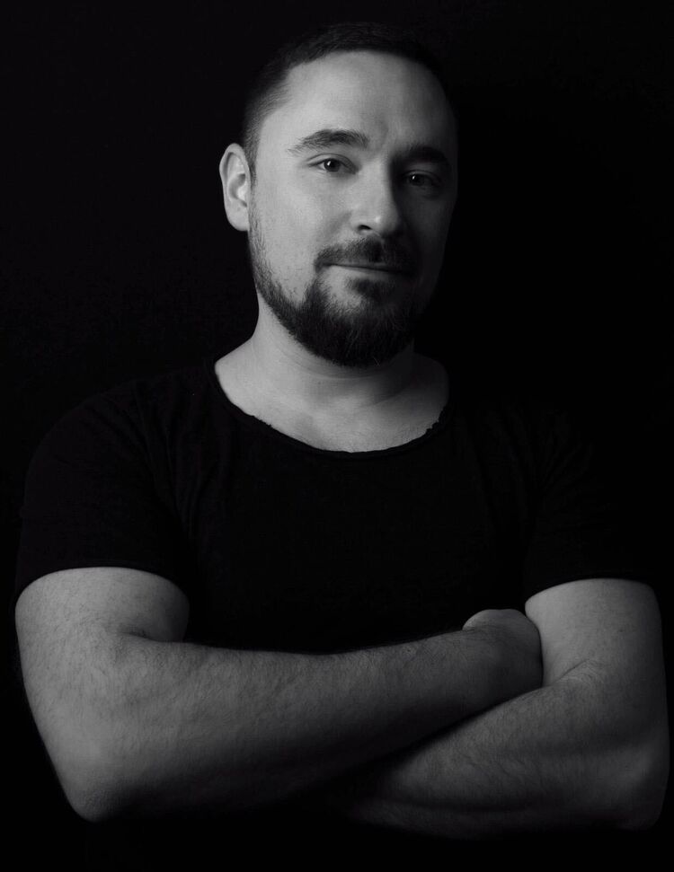  52124063  Stanislaw, 39 ,    