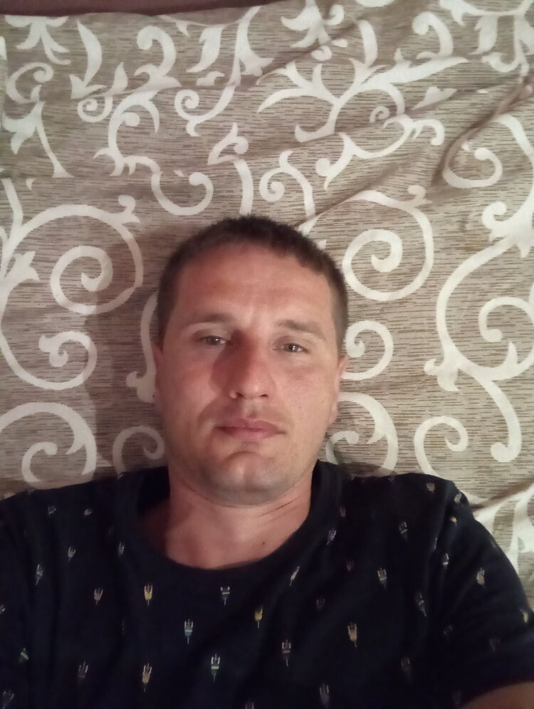  16580653  Alex, 45 ,    