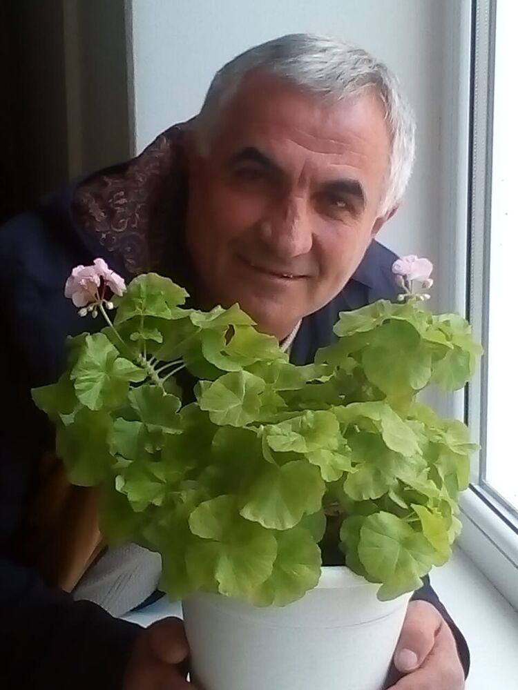  29967113  Nurik, 55 ,    