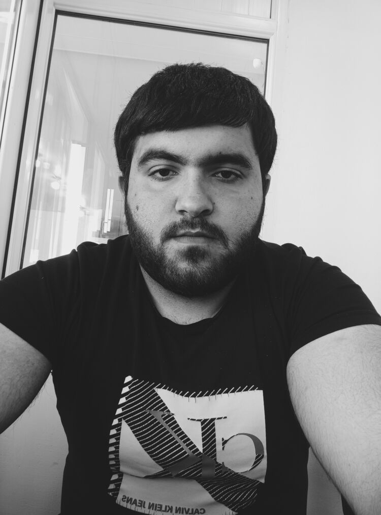  54720463  Grigoq, 22 ,    