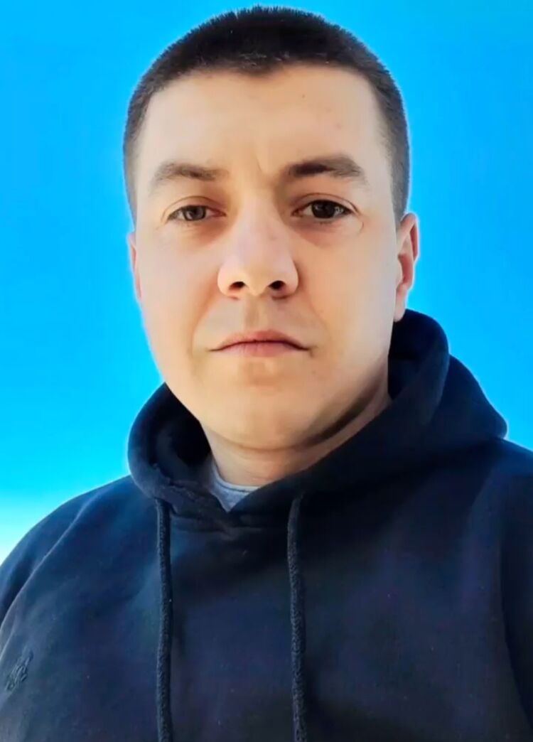  31755433  Oleksii, 35 ,    Praha
