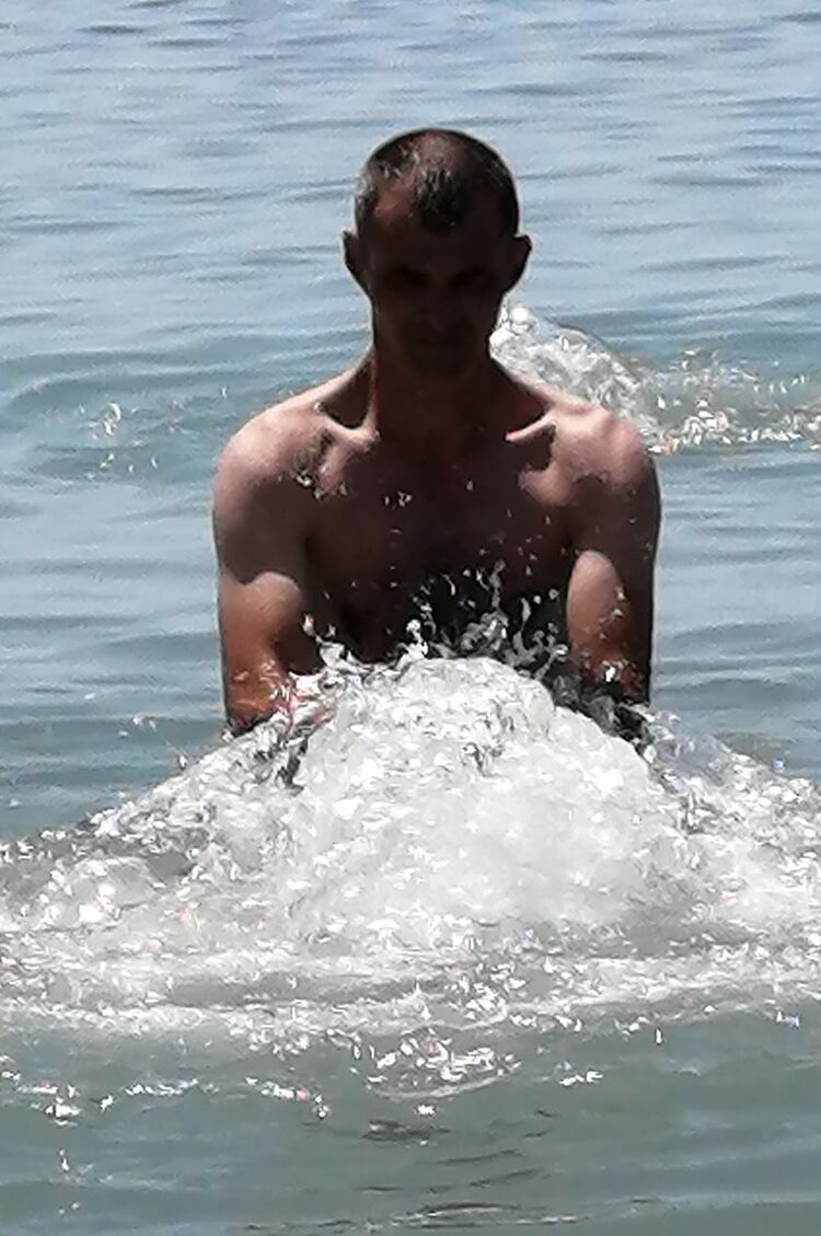 ���� 19763933 ������� ����, 44 ����, ���� ���������� � ����������