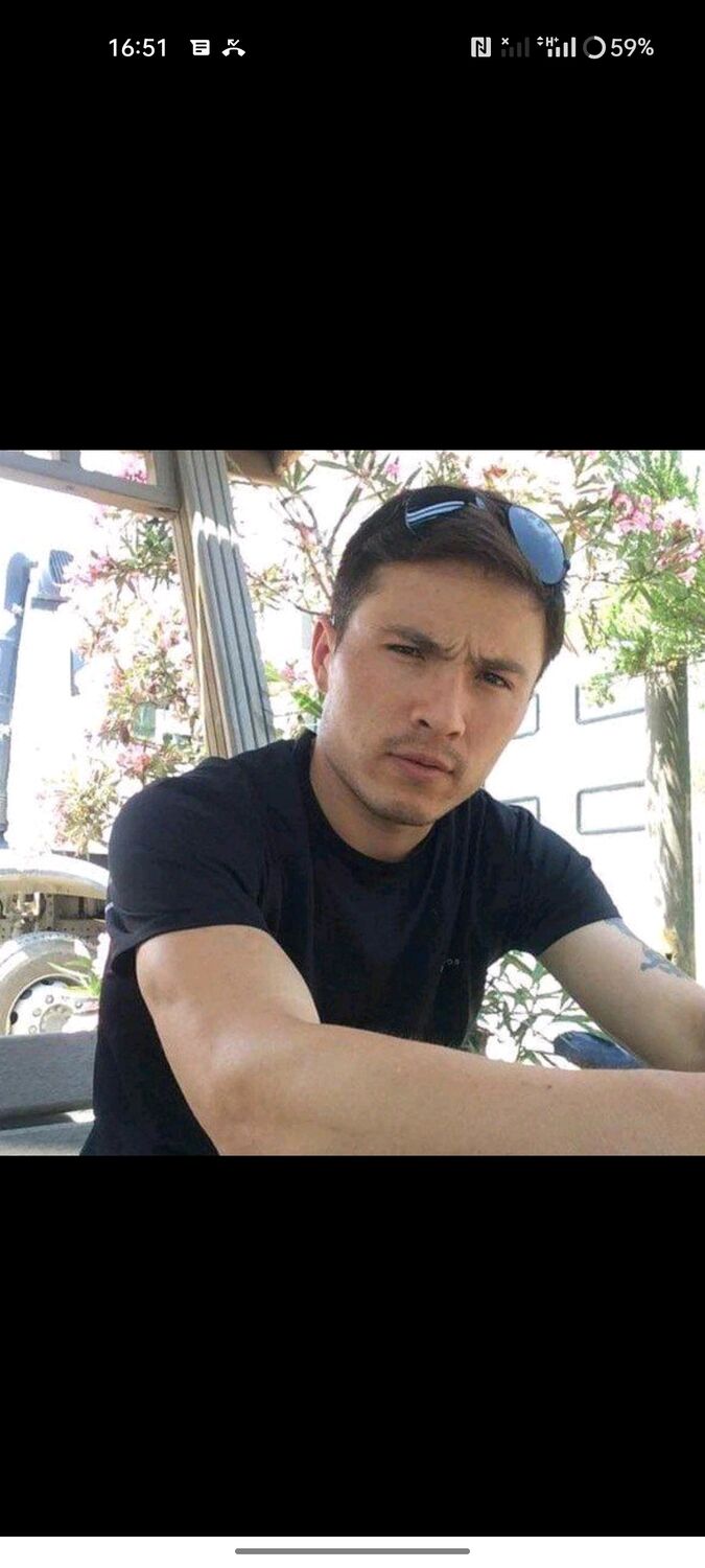  29782473  Kartal, 33 ,    