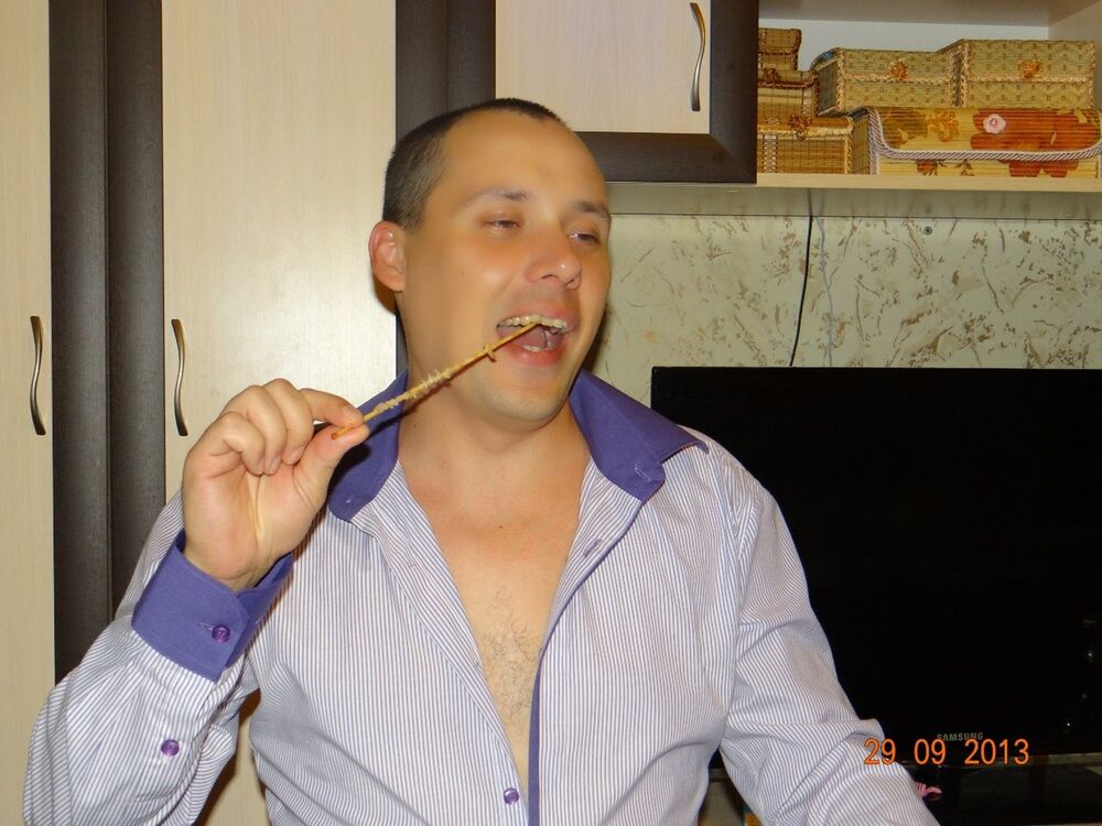  ,   Lelik, 42 ,   