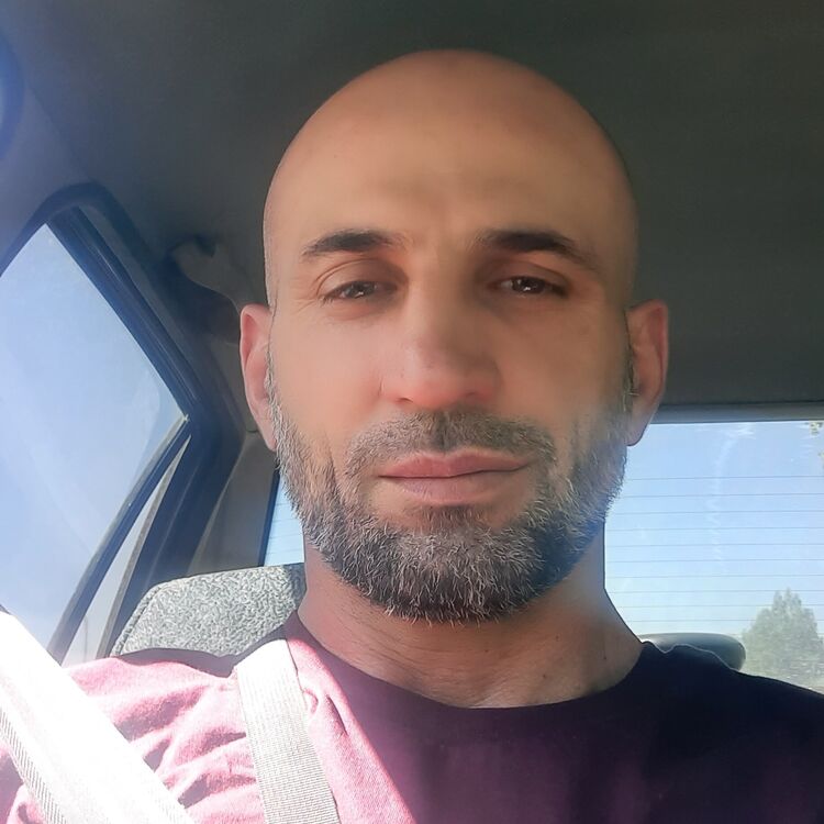  37679263  , 46 ,    