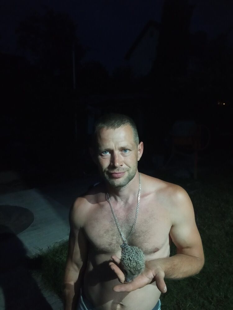  20943673  , 42 ,    