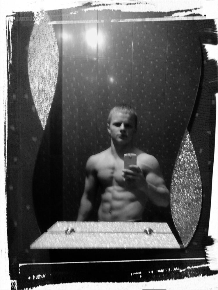  7773493  Kolya, 28 ,    -