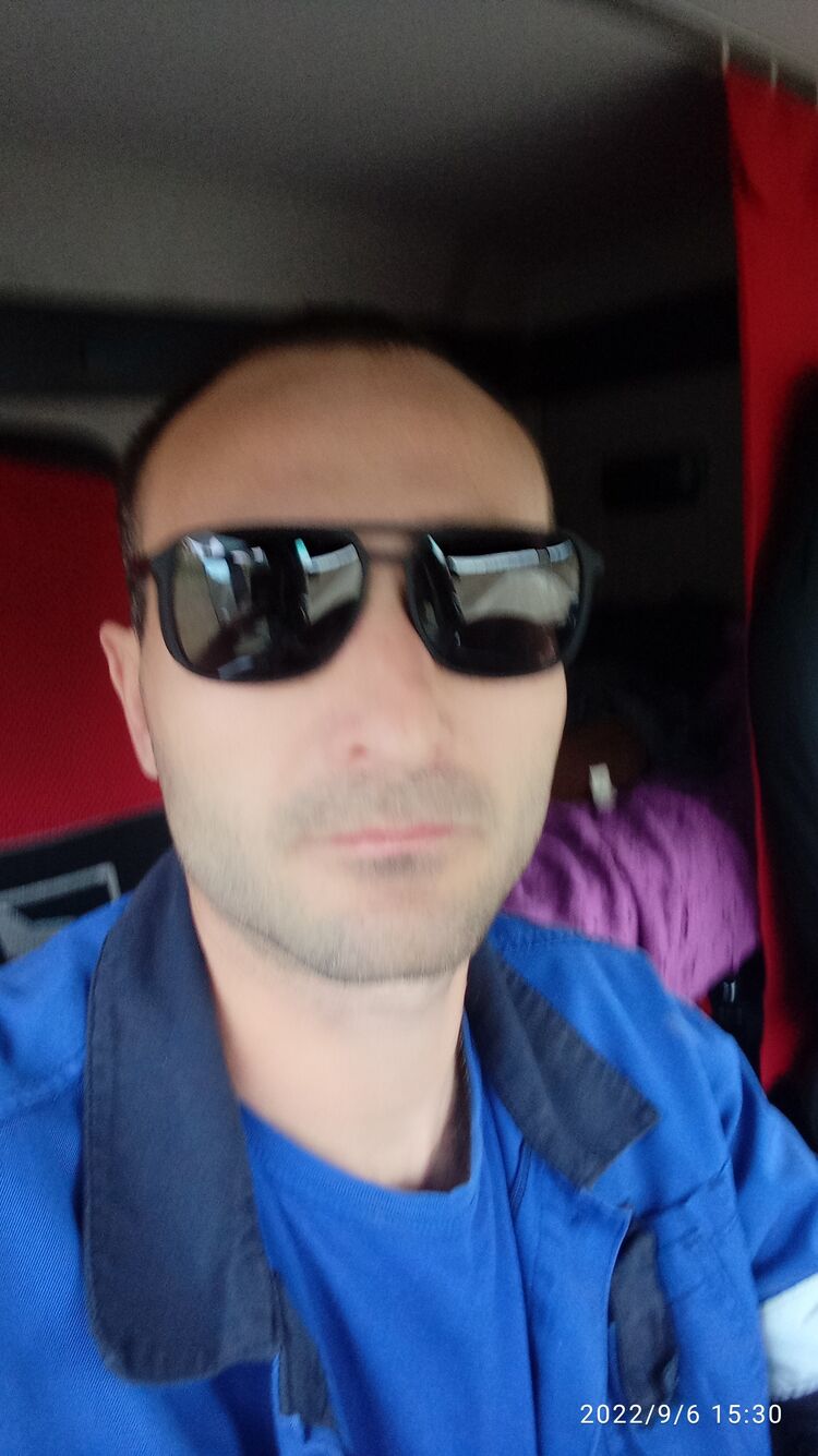  31958433  , 42 ,    -