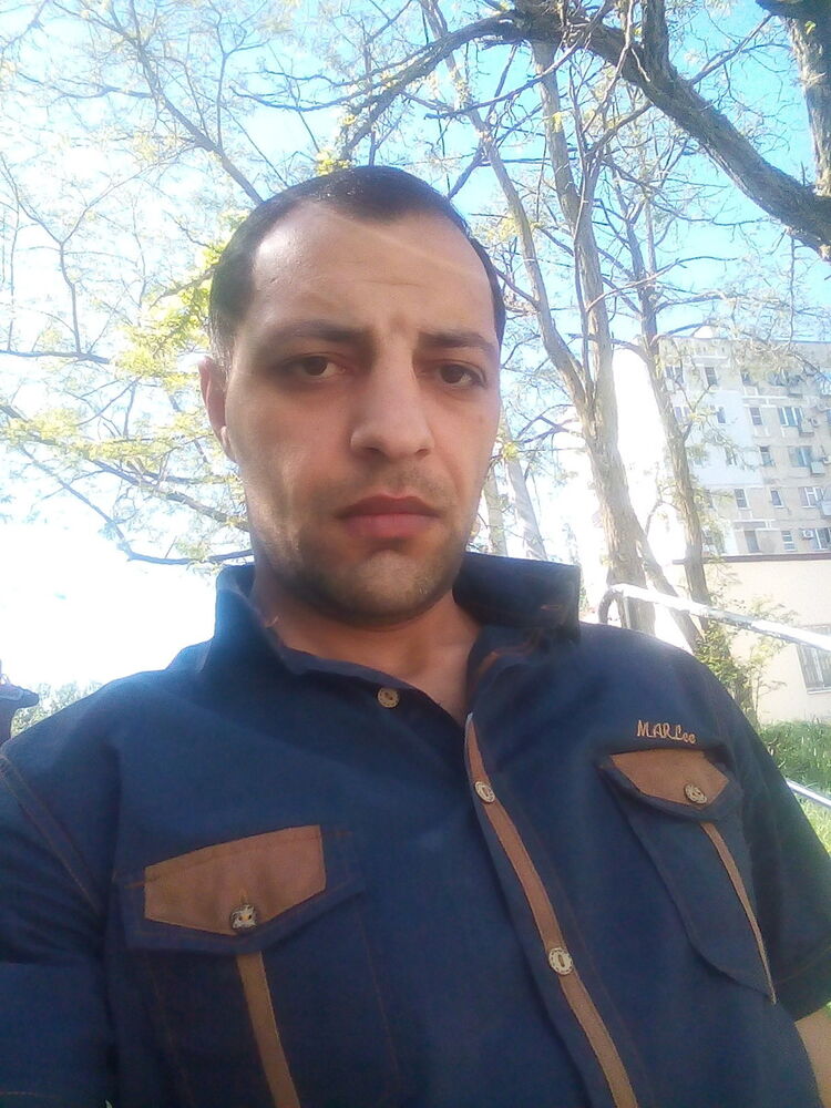  ,   Narek, 38 ,   ,   , c , 