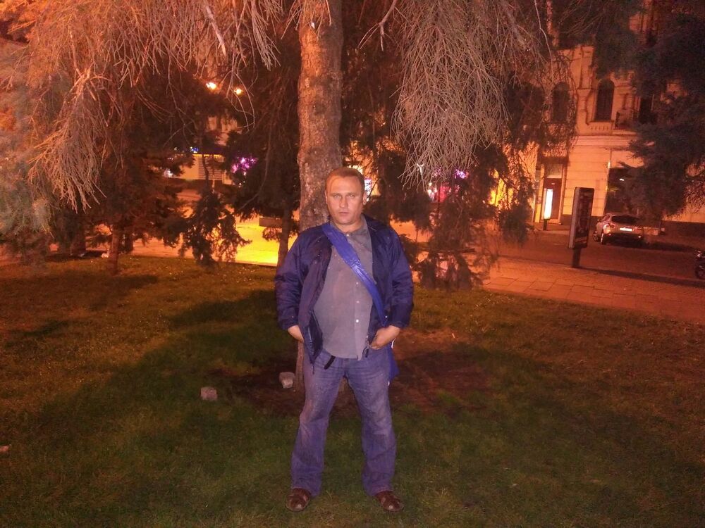  ,   Vasyl, 49 ,   ,   , c 