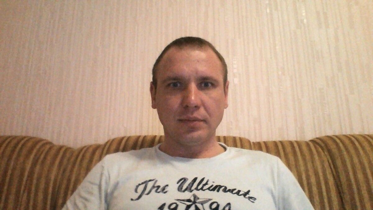  4338823  Ilia, 47 ,    