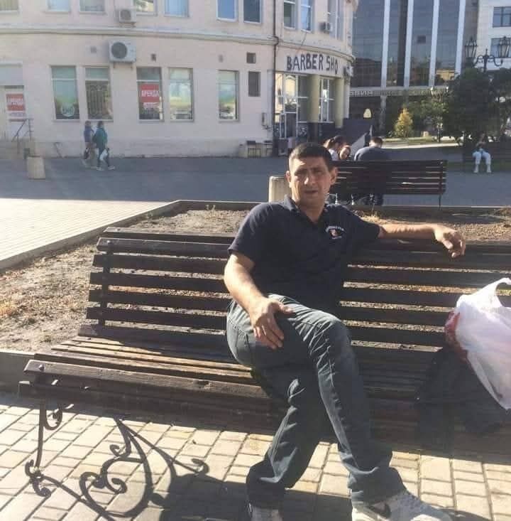  50309453  Irakli, 44 ,    