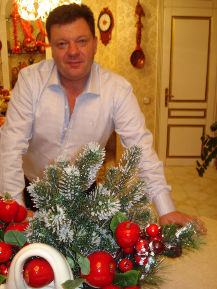  6095963  Anatol, 57 ,    