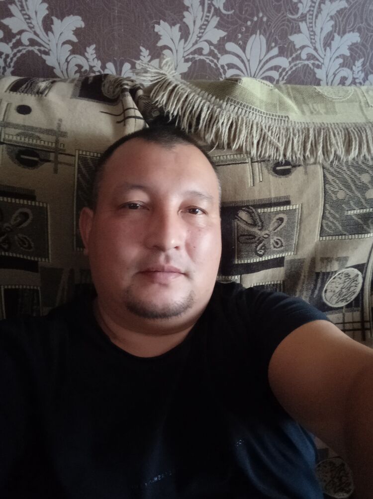  ,   Nurlan, 44 ,   ,   