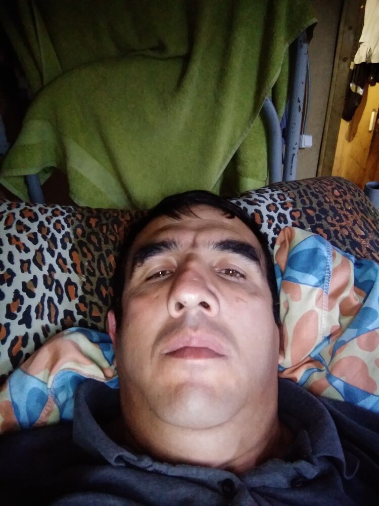  37406753  , 42 ,     