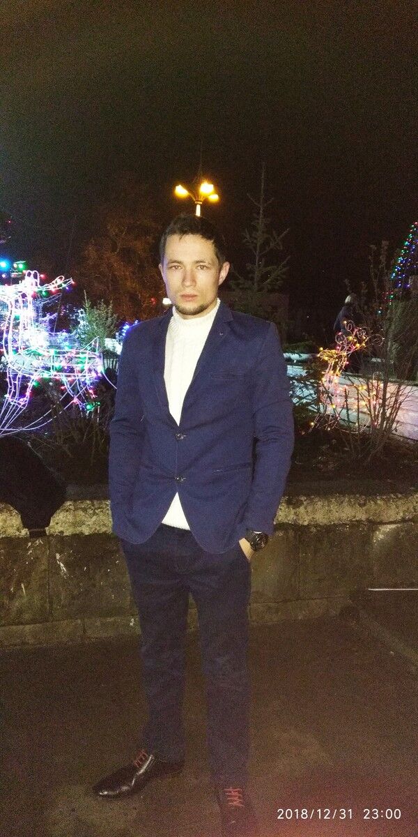  ,   Gabriel, 29 ,   