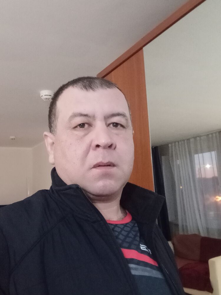  53383033  Azike, 44 ,    