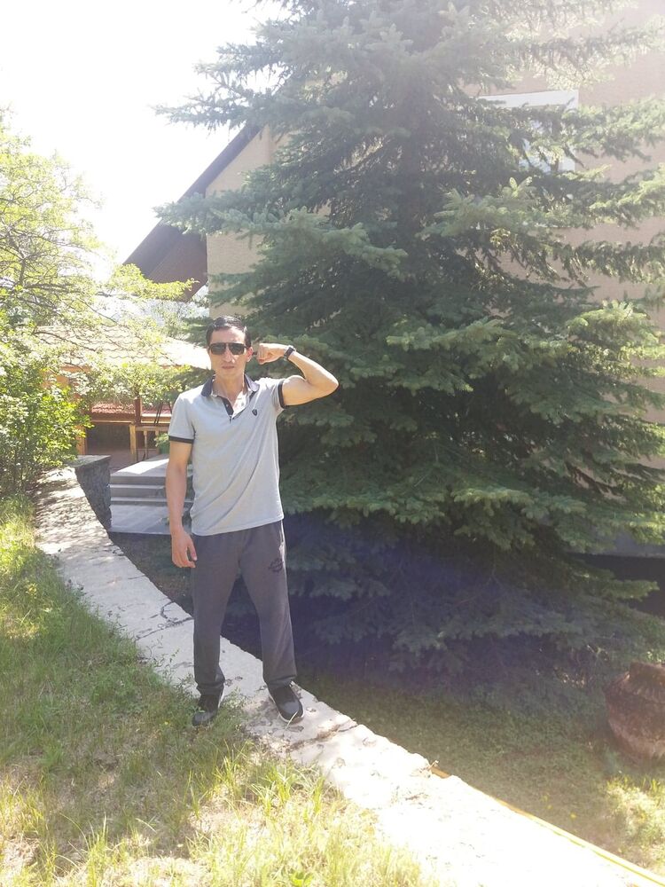  ,   Grigor, 42 ,   ,   , c 