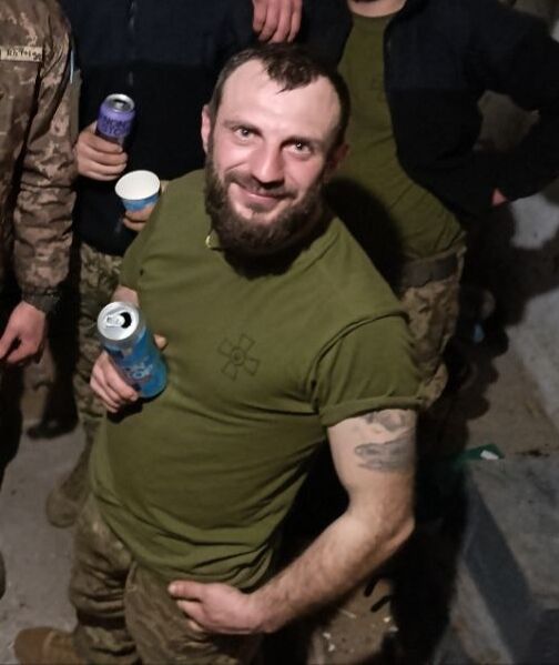 51203993  Vladimir, 38 ,    
