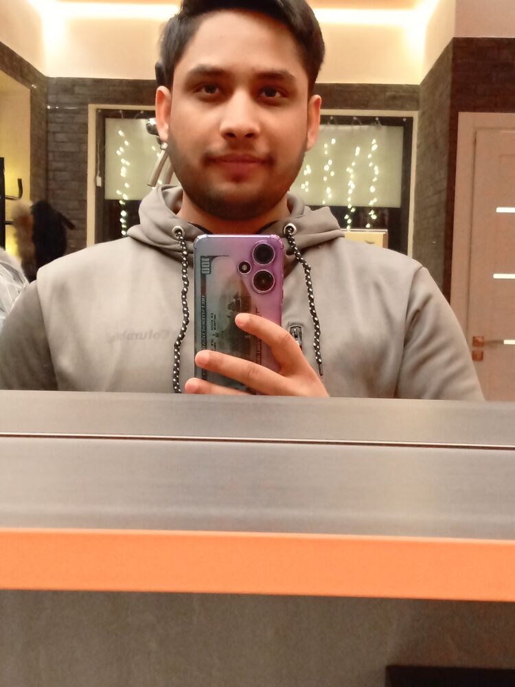  50714453  Malik Bilal, 25 ,    