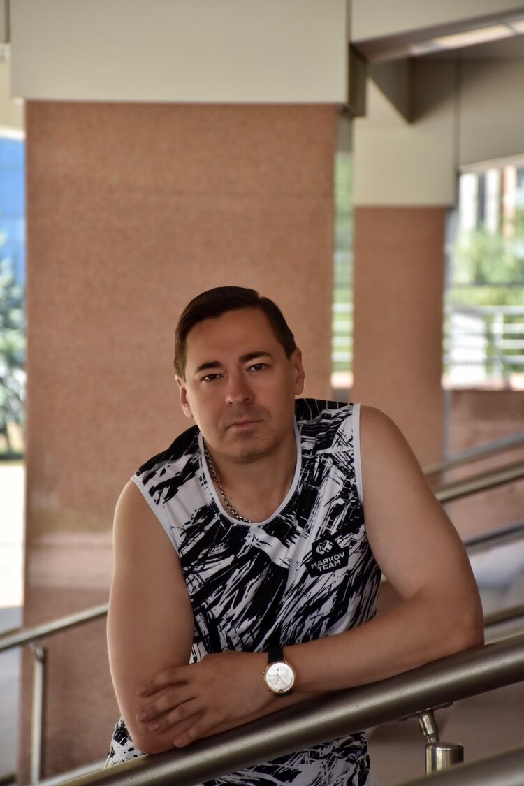 ���� 36757653 ������� Valet, 47 ���, ���� ���������� � �����������