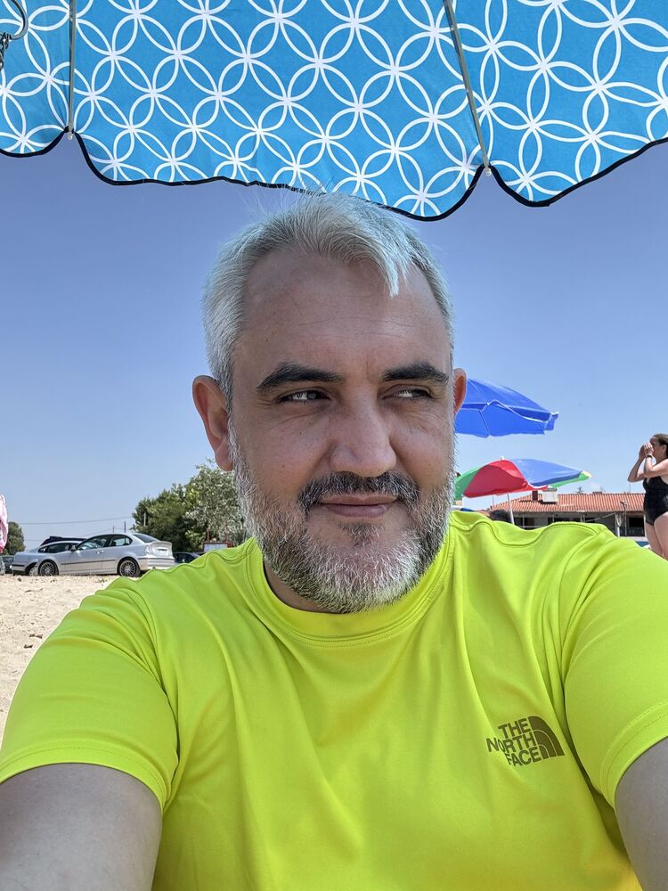  44239463  Mithat, 45 ,    Thessaloniki