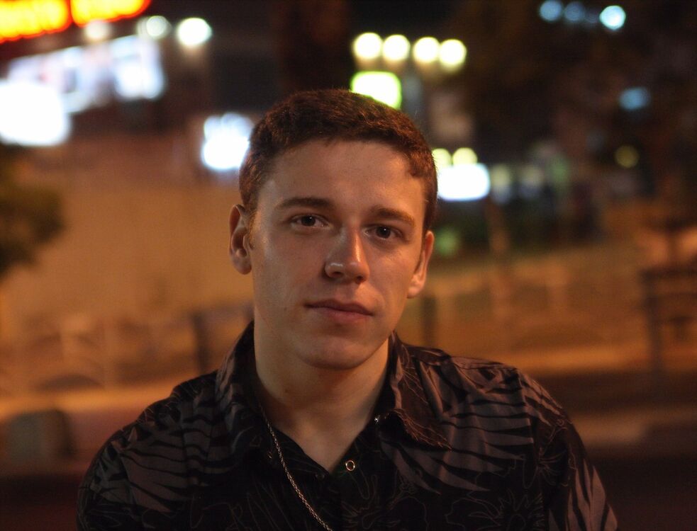 ,   Azat, 40 ,   ,   , c 