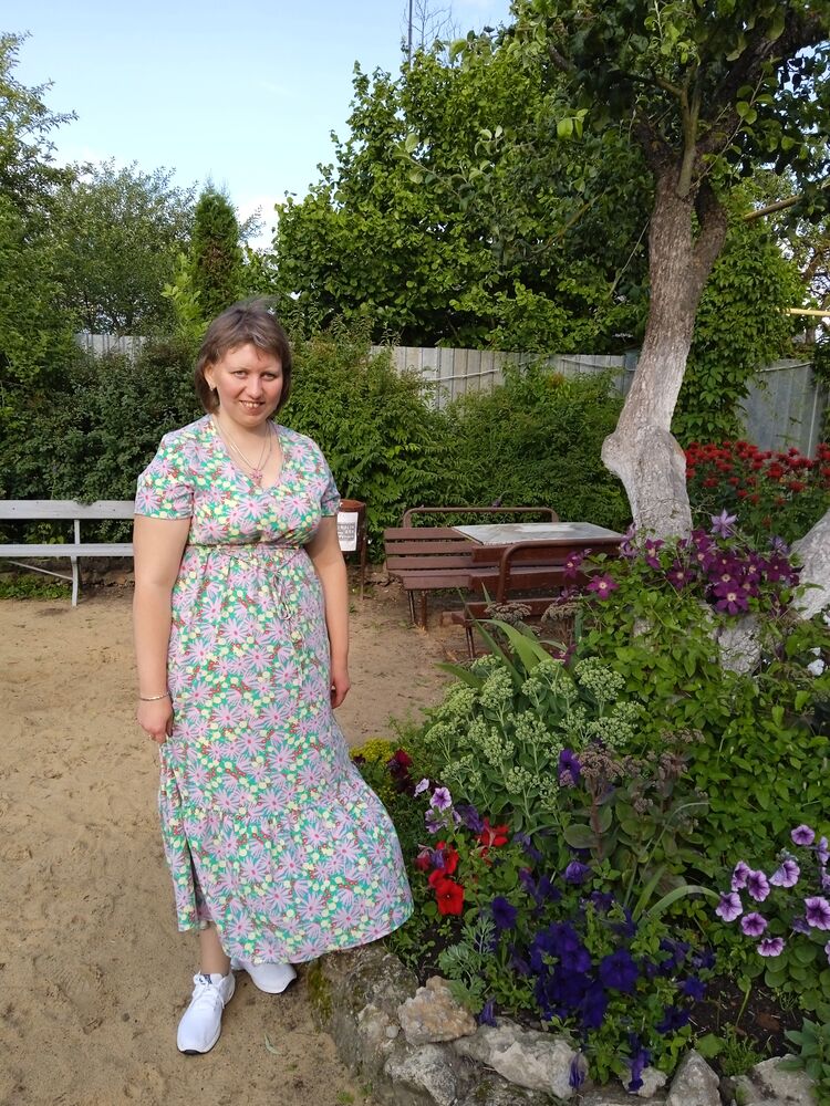  43319403  Maria, 35 ,    