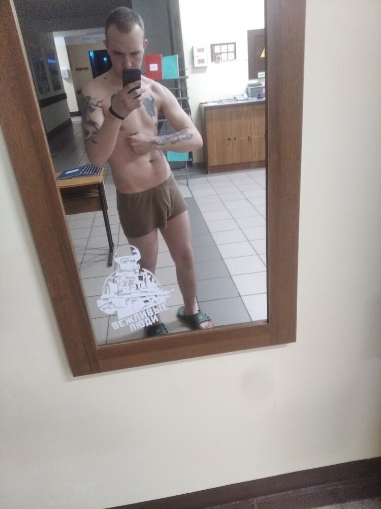  28091073  Kirill, 24 ,    