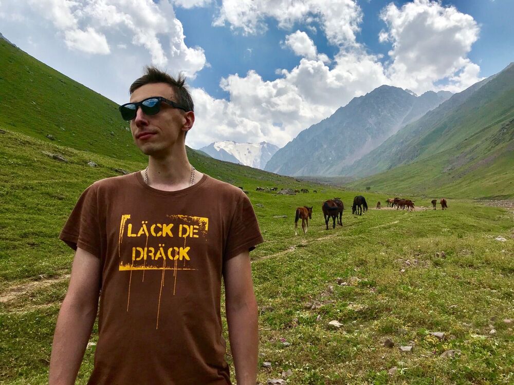 ���� 25471843 ������� ����, 37 ���, ���� ���������� � �������