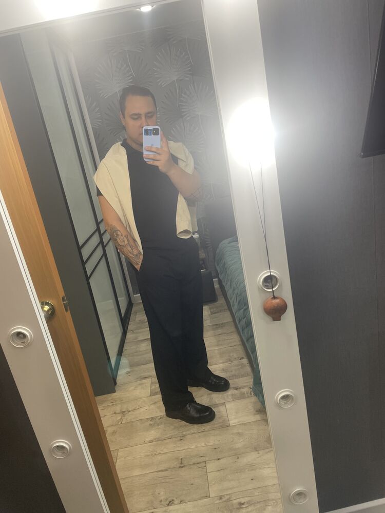  52723173  , 22 ,    
