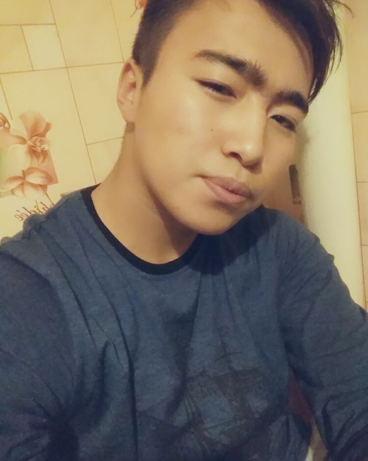  10885423  Askar, 27 ,    