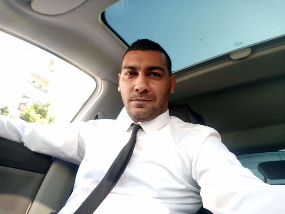  18824783  Khaled, 41 ,    Algiers