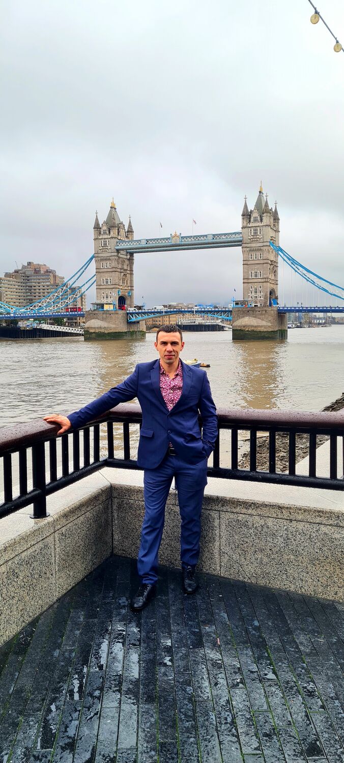  43189473  Rostyslav, 30 ,    Charenton-Le-Pont