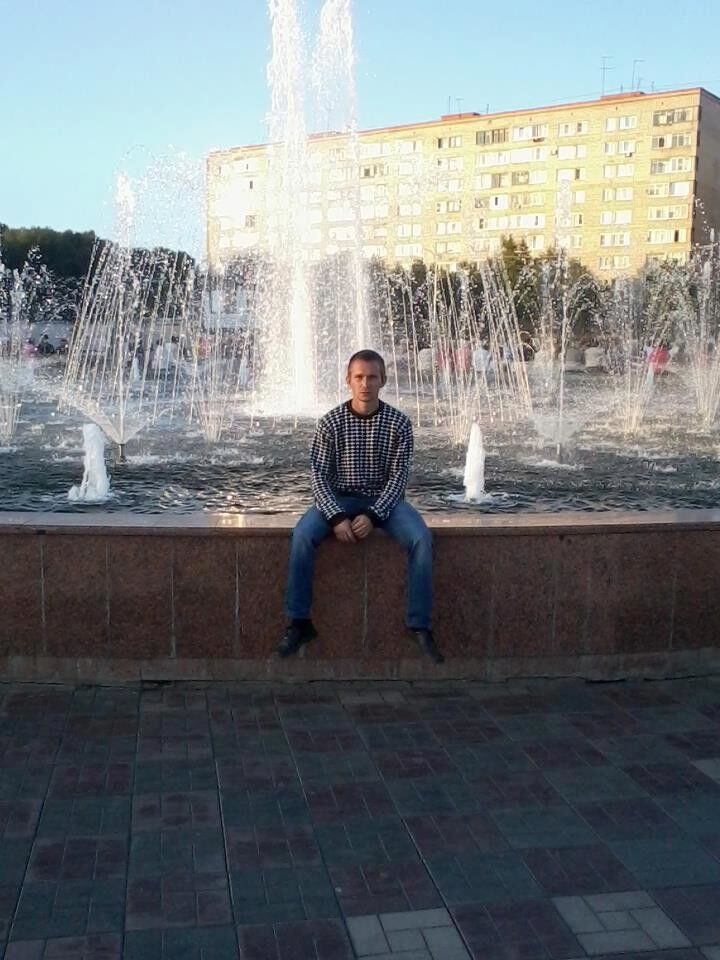  ,   Artem, 36 ,   ,   , c 