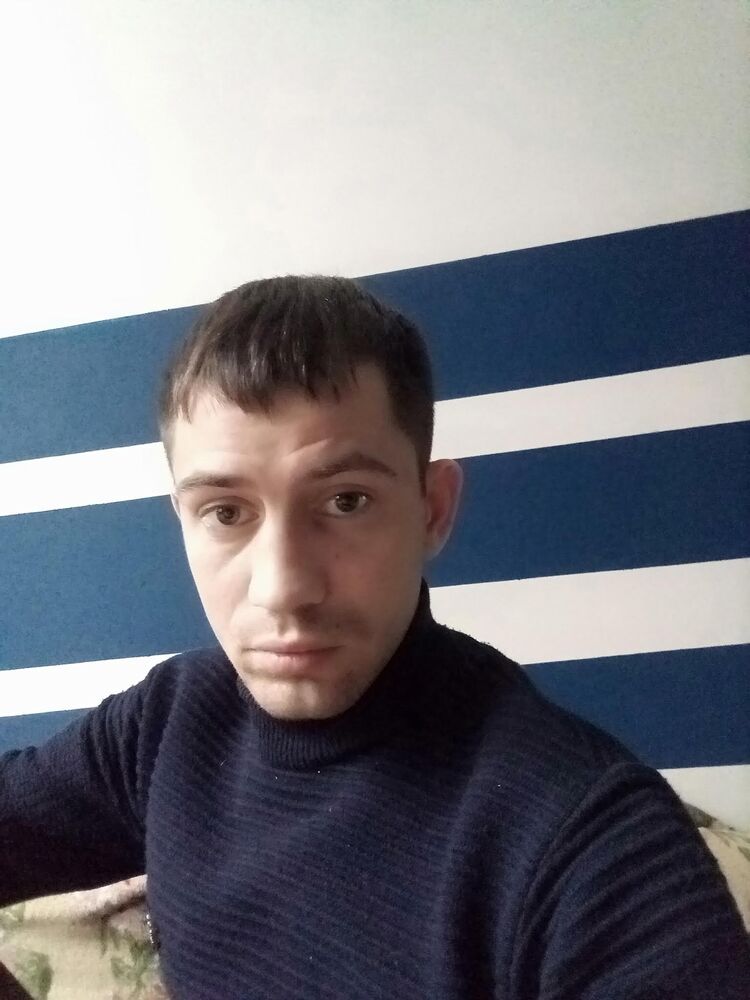  40473453  , 33 ,    