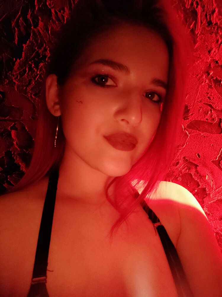  27101733  Vladlen, 22 ,    