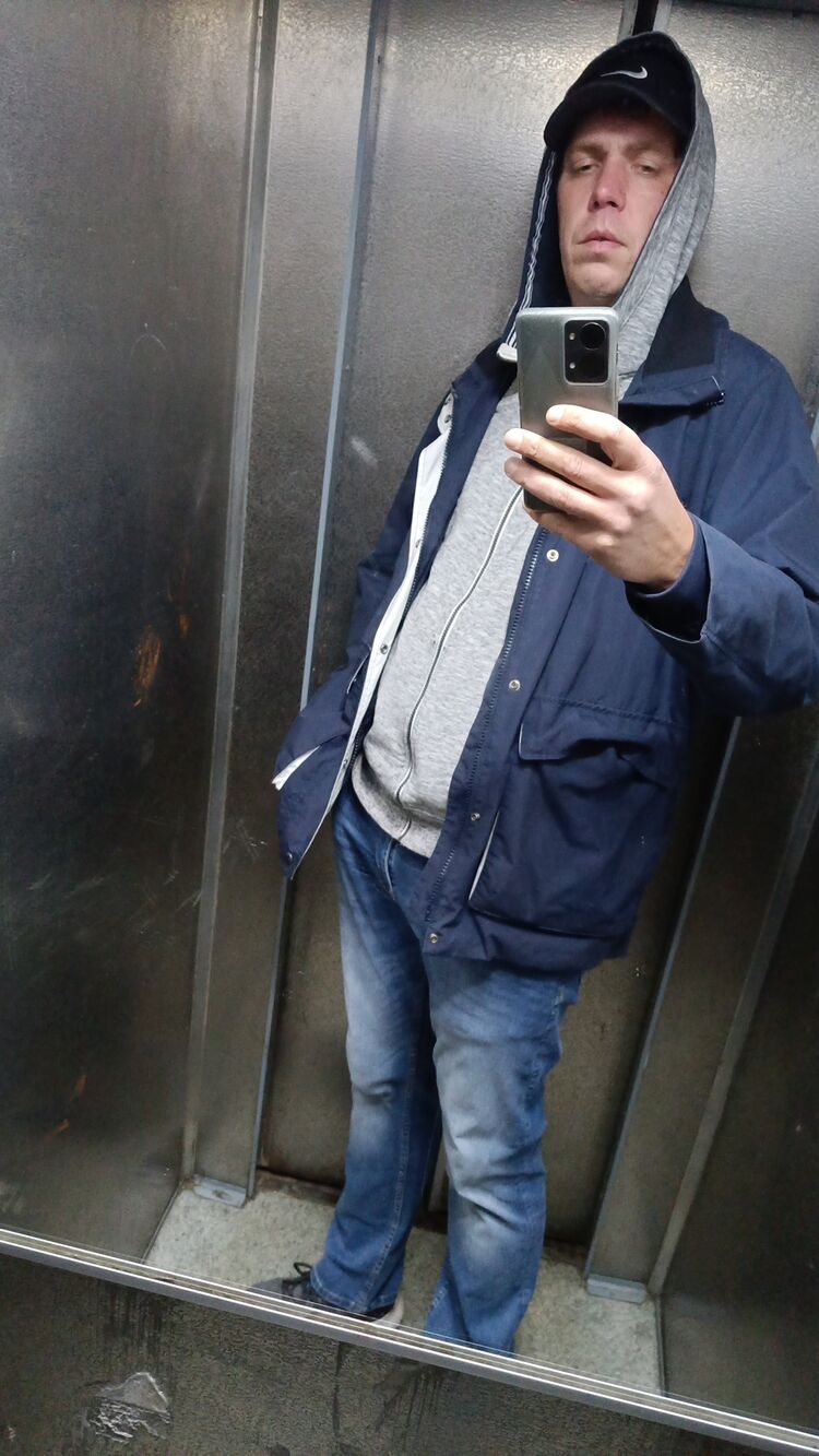  29067523  , 37 ,    