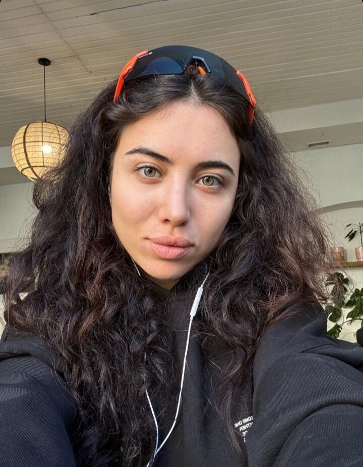  -,   , 30 ,     , c 