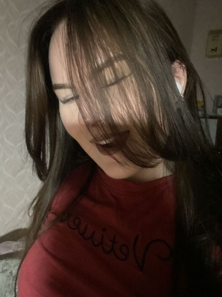  48723073  Polina, 18 ,    