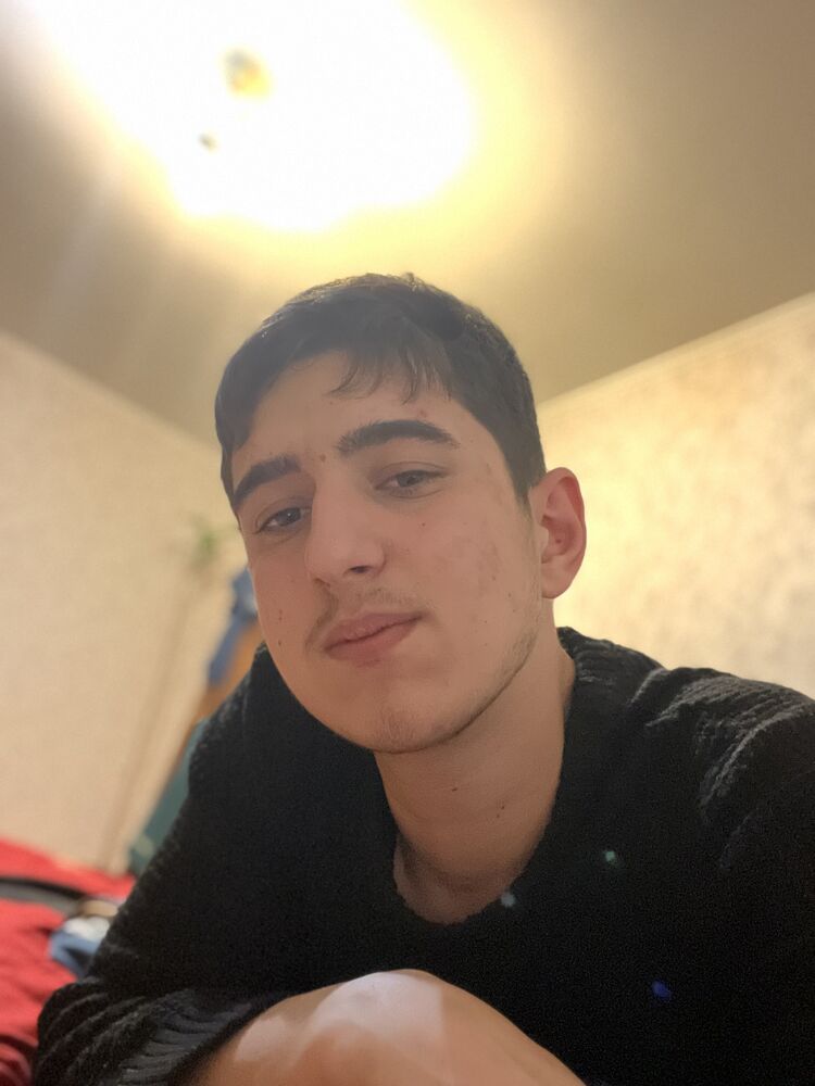  49608583  , 21 ,    