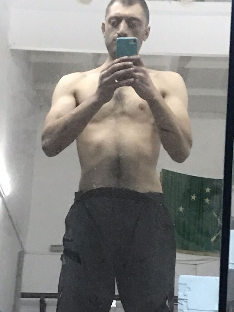  46681103  , 29 ,    