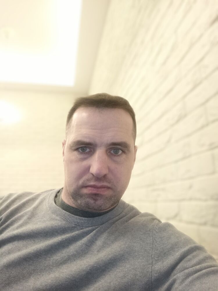  ,   Dima, 44 ,   ,   , c , 