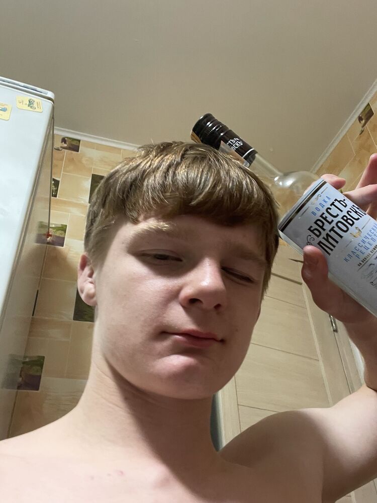  54708463  NIKITA, 18 ,    