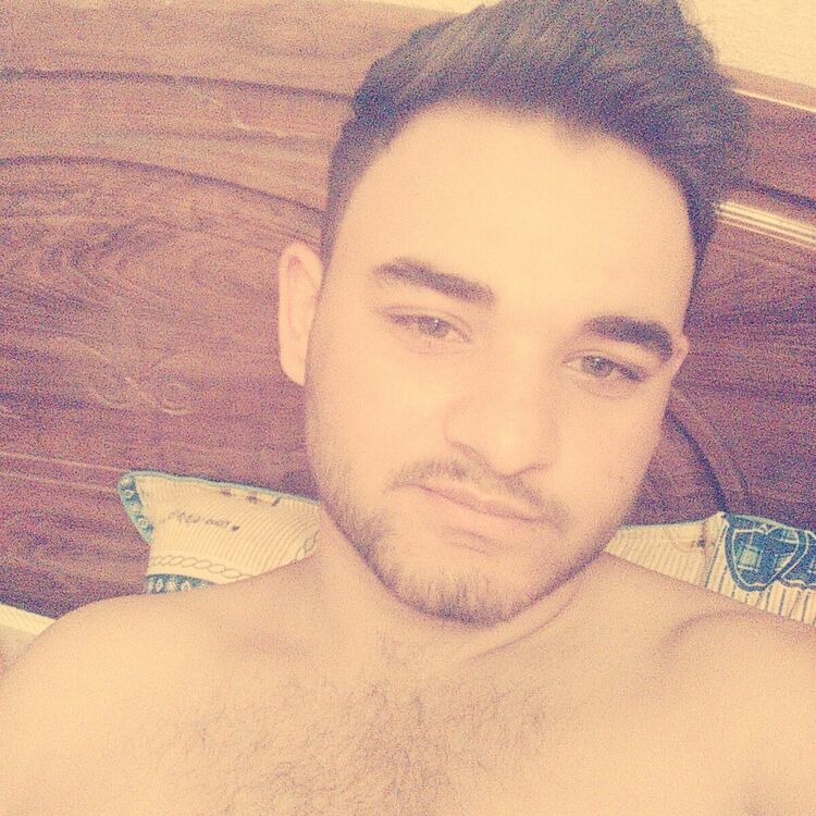  9471243  Aktavian, 26 ,    