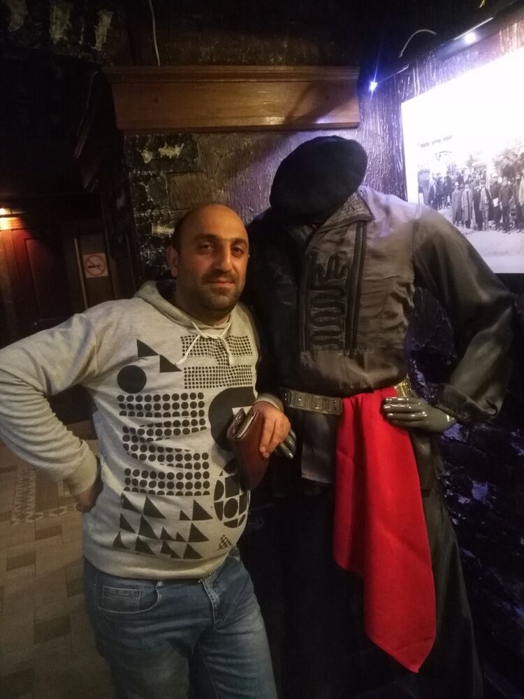   ,   Arkad, 41 ,   ,   , c 