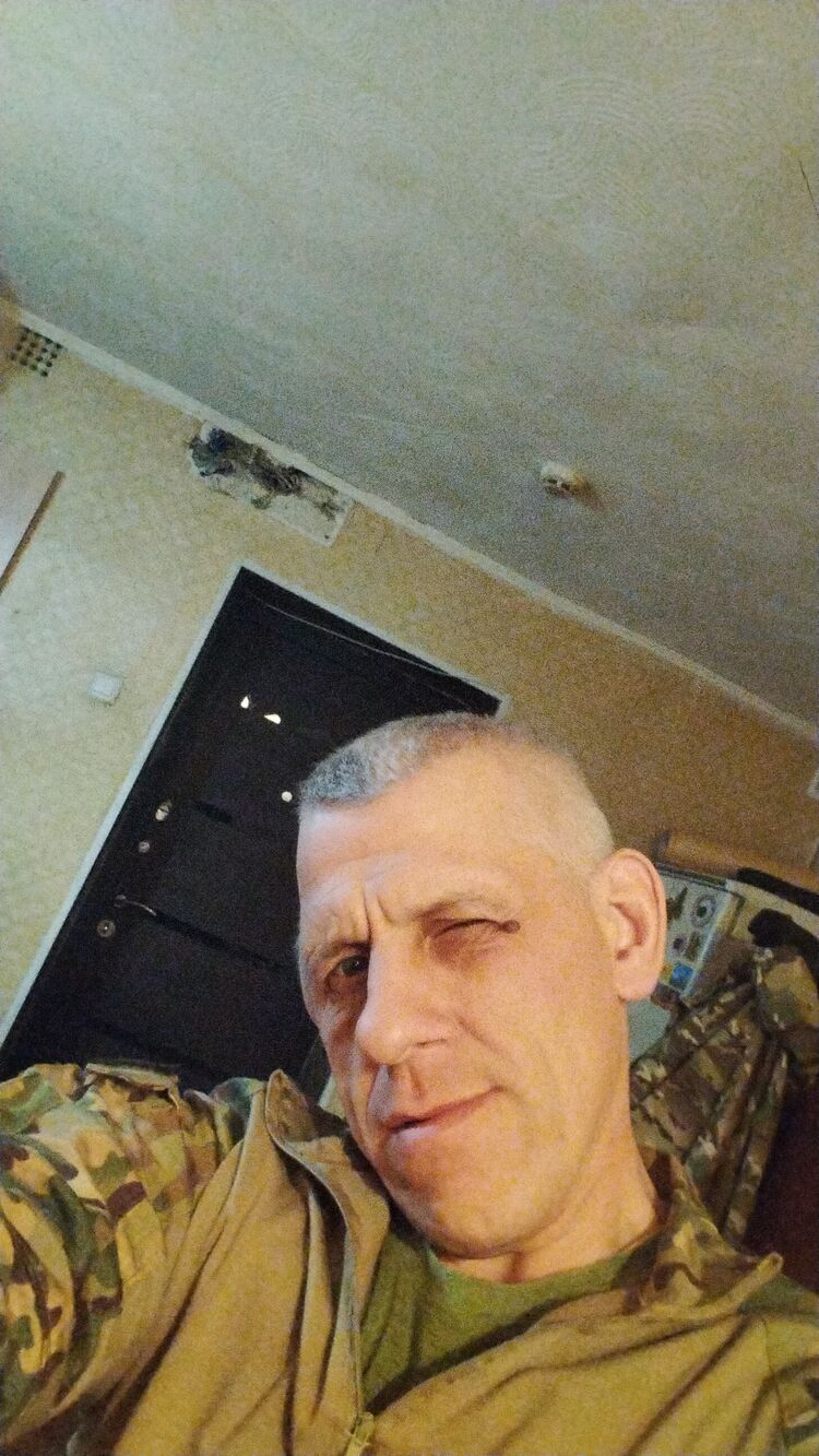  42697713  , 42 ,    
