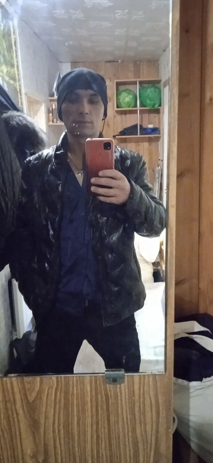   ,   GARIK, 37 ,   ,   , c , 